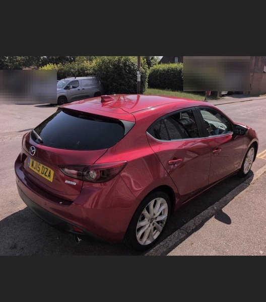 Mazda 3 2.2 Skyactiv-d Sport Nav Red #2
