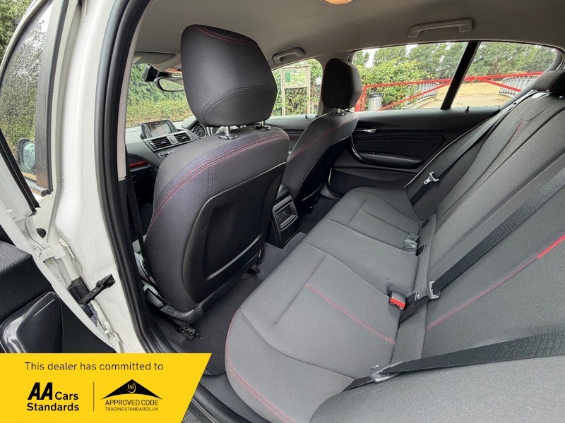 BMW 1 Series 2.0 120D Black #26