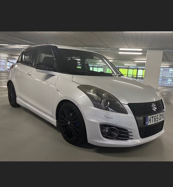 Suzuki Swift 1.6 Sport Hatchback White