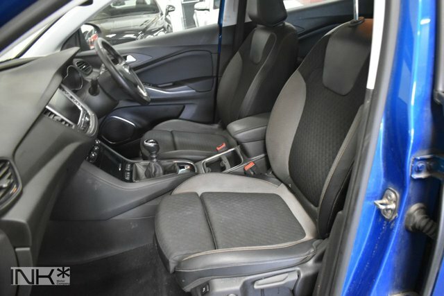 Vauxhall Grandland X  Black #13