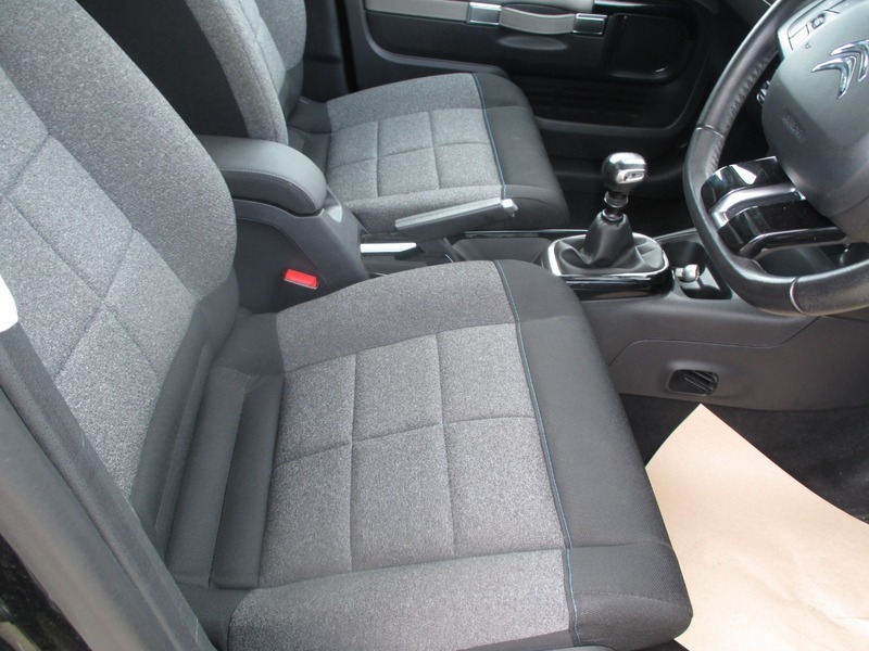Citroen C4 Cactus 1.2 Puretech Flair Euro 6 Euro 6 White #20