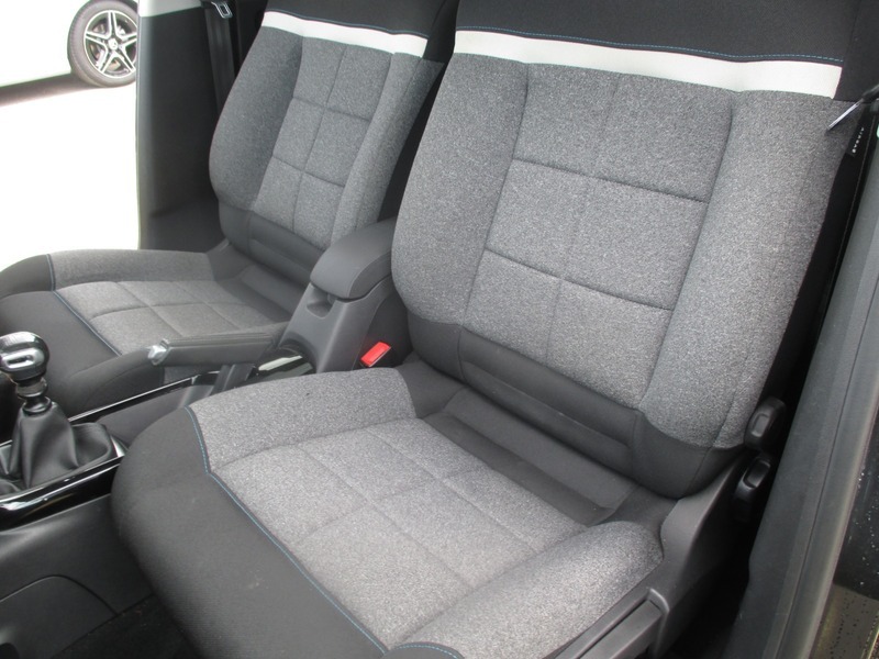 Citroen C4 Cactus 1.2 Puretech Flair Euro 6 Euro 6 White #31