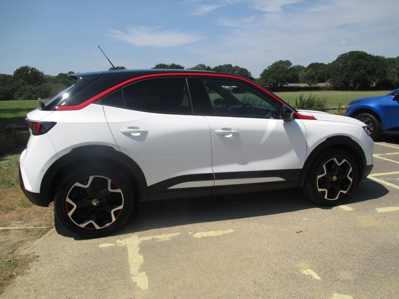 Vauxhall Mokka Sri Premium White #4