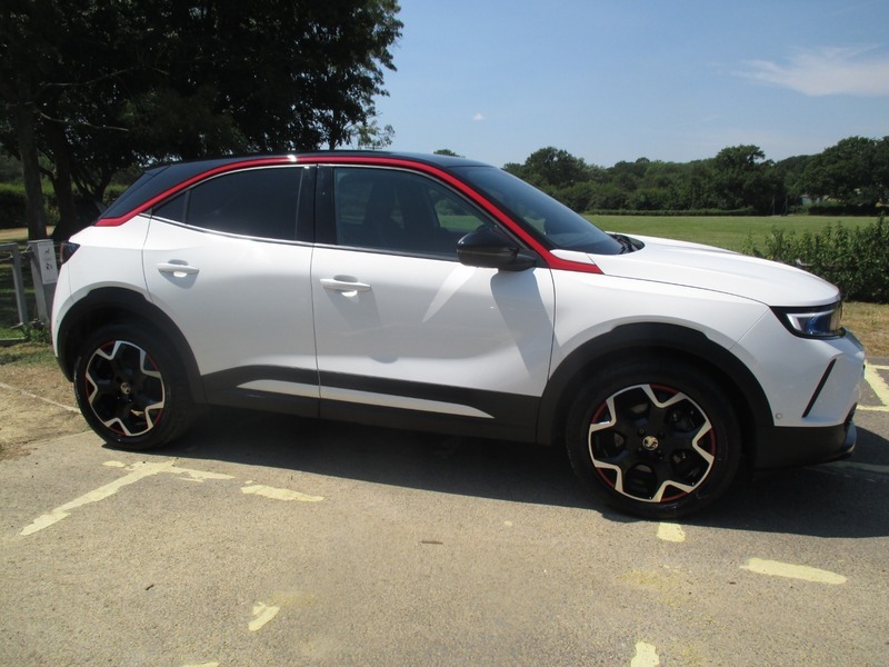 Vauxhall Mokka Sri Premium White #2