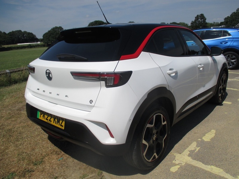 Vauxhall Mokka Sri Premium White #6