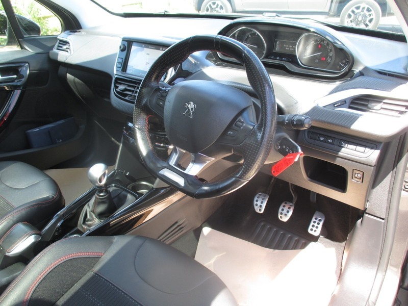 Peugeot 2008 1.2 Puretech Allure Premium Euro 6 Grey #20