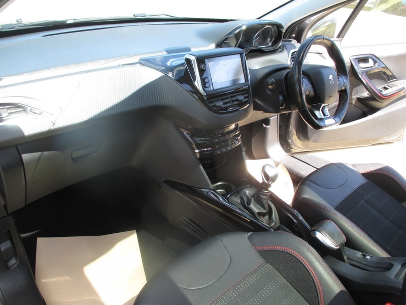 Peugeot 2008 1.2 Puretech Allure Premium Euro 6 Grey #28