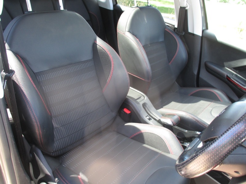 Peugeot 2008 1.2 Puretech Allure Premium Euro 6 Grey #18