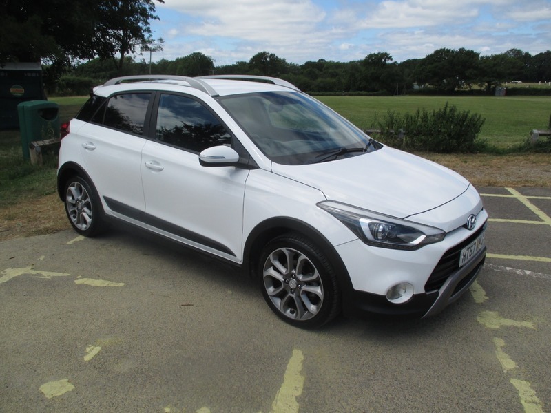 Hyundai I20 T-gdi Active White #3