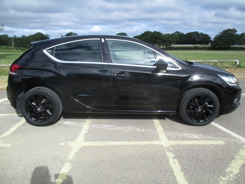 DS DS 4 Bluehdi Elegance S S Black #4