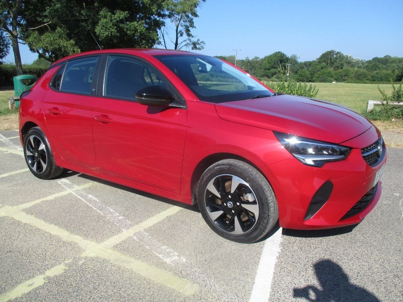 Vauxhall Corsa Se Nav Premium Red #2