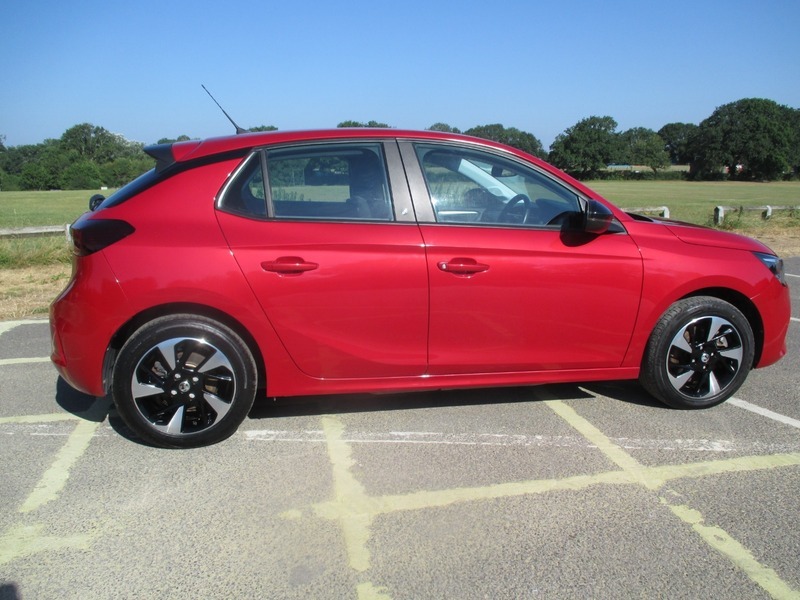 Vauxhall Corsa Se Nav Premium Red #5