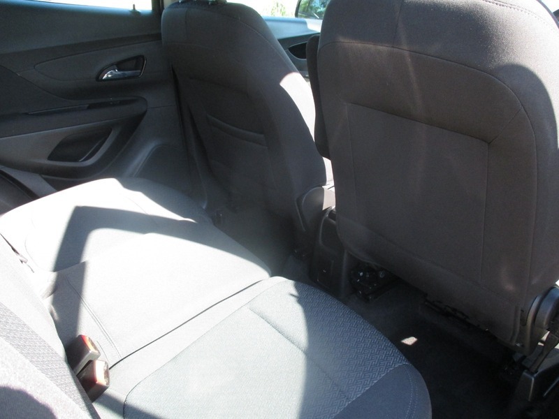 Vauxhall Mokka Design Nav White #25