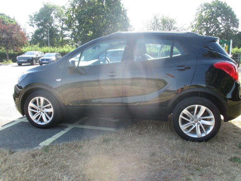 Vauxhall Mokka Design Nav White #13