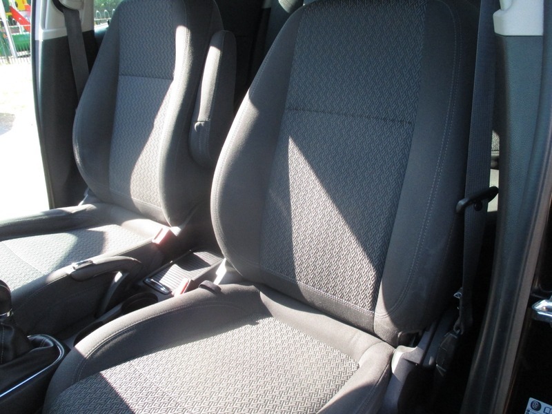 Vauxhall Mokka Design Nav White #32