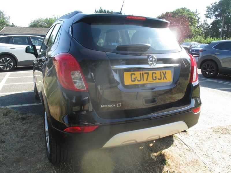 Vauxhall Mokka Design Nav White #10