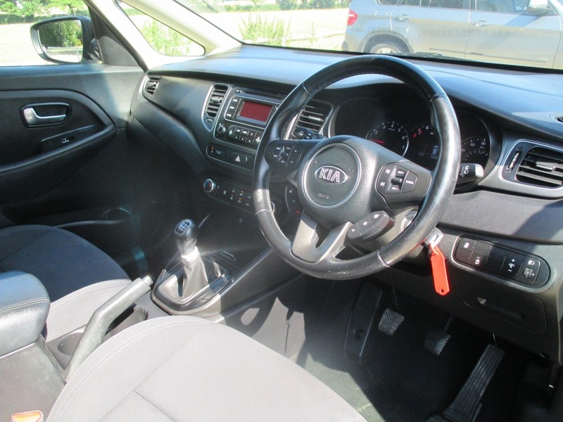 Kia Carens 2 Silver #21