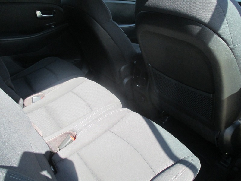 Kia Carens 2 Silver #24