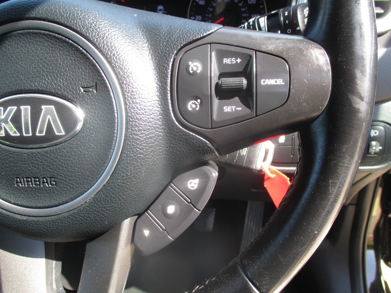 Kia Carens 2 Silver #35