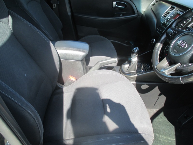 Kia Carens 2 Silver #20