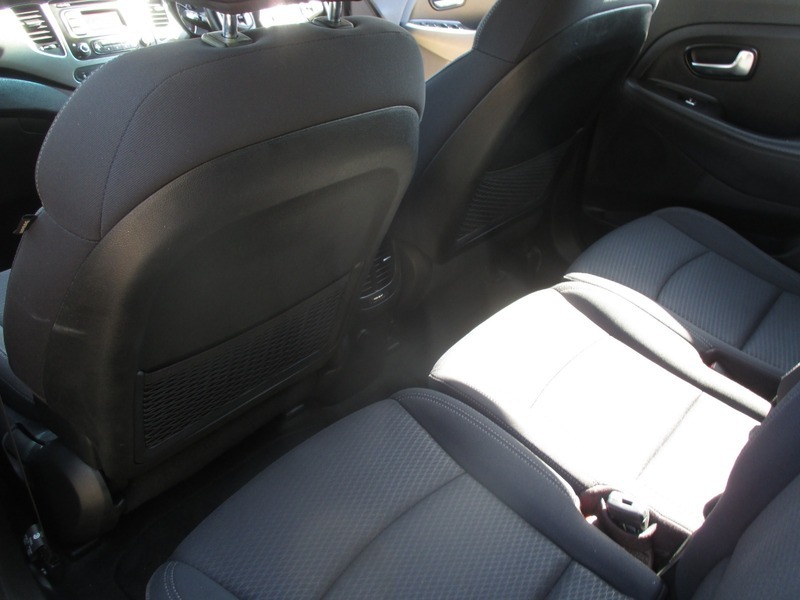 Kia Carens 2 Silver #27