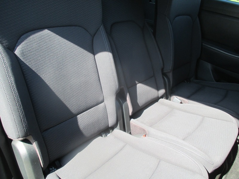 Kia Carens 2 Silver #22