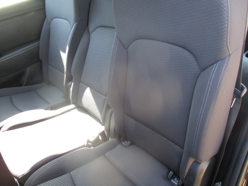 Kia Carens 2 Silver #29