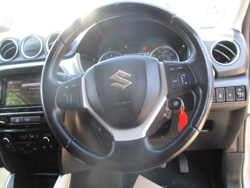 Suzuki Grand Vitara Sz4 Black #35