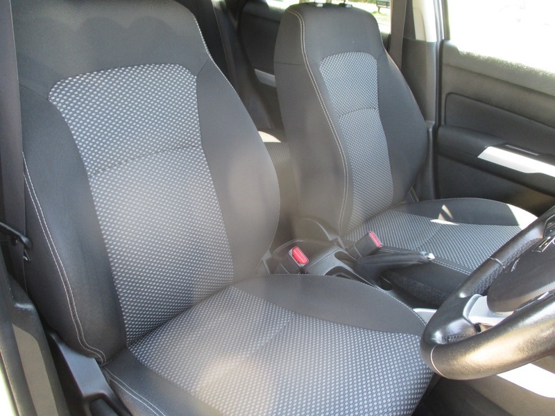 Suzuki Grand Vitara Sz4 Black #21