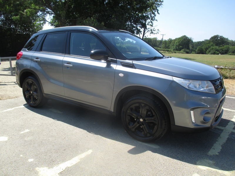 Suzuki Grand Vitara Sz-t Black #2