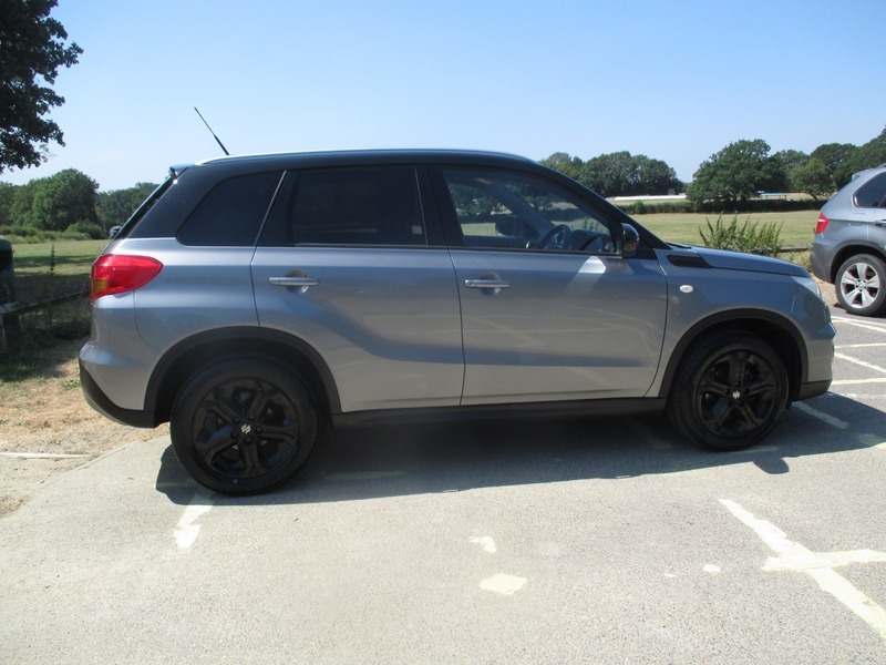 Suzuki Grand Vitara Sz-t Black #5