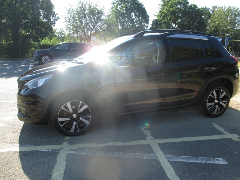 Peugeot 2008 1.2 Active 2017 17 Red #15