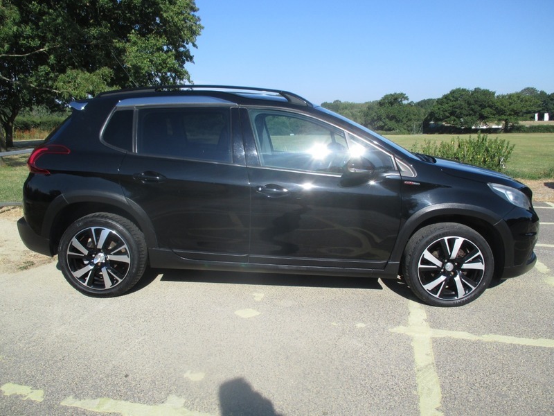 Peugeot 2008 Blue Hdi Gt Line Black #4