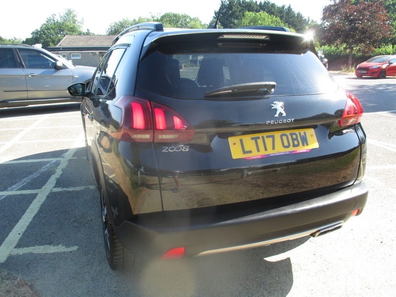 Peugeot 2008 1.2 Active 2017 17 Red #10