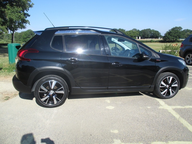 Peugeot 2008 Blue Hdi Gt Line Black #5