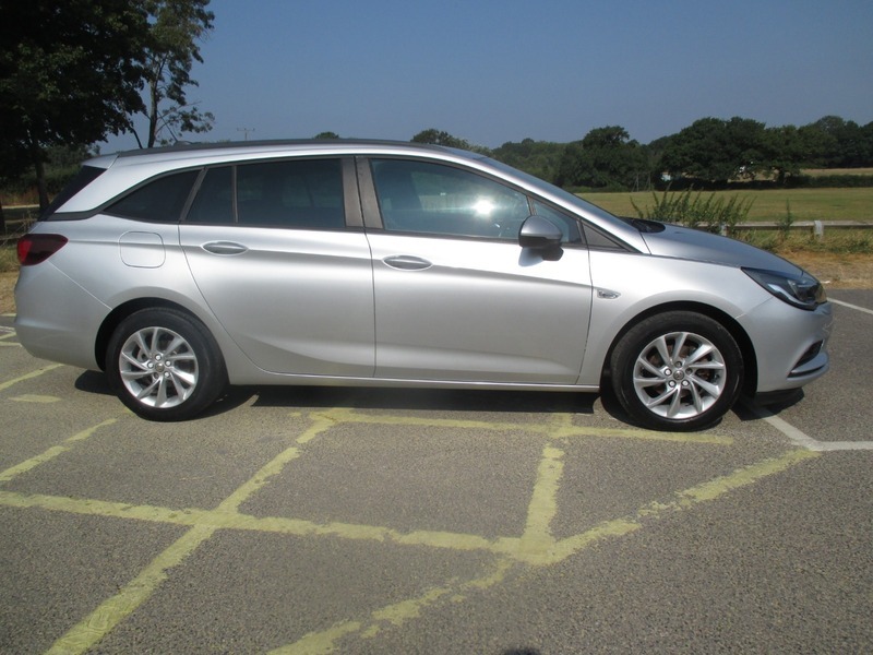 Vauxhall Astra Tech Line Nav Cdti Silver #4