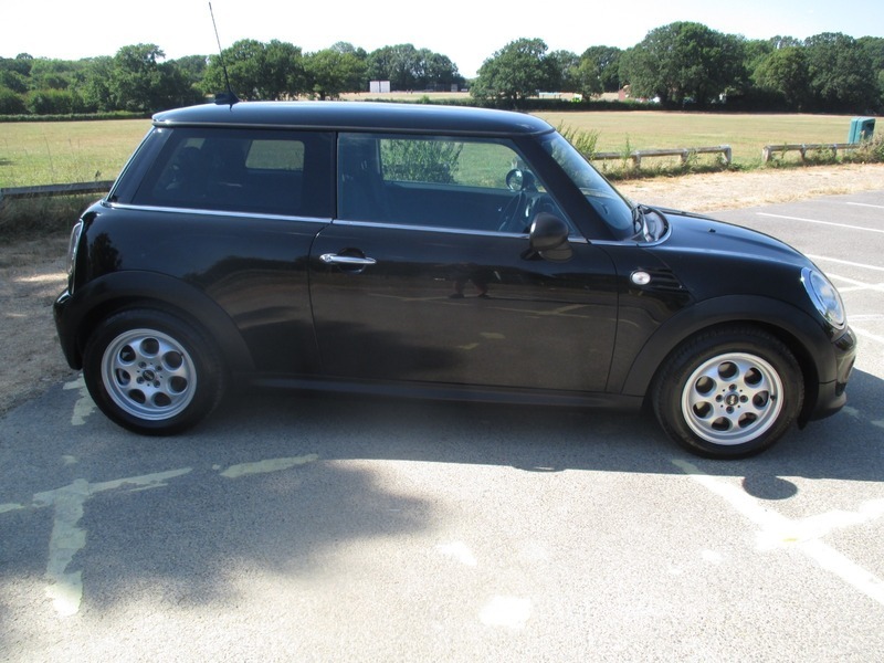 Mini Hatch D Black #6