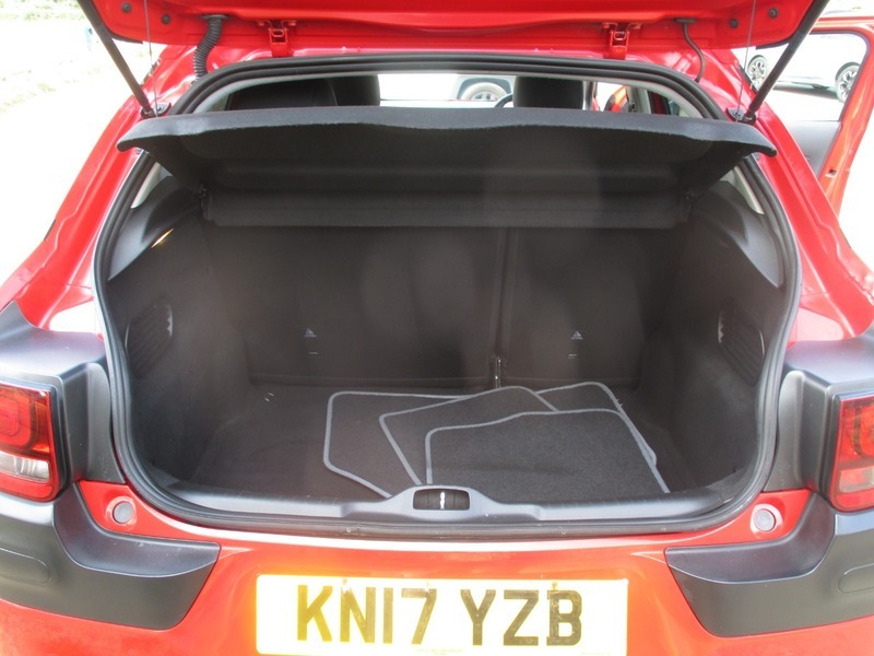 Citroen C4 Cactus 1.2 Puretech 110 Feel Black #24