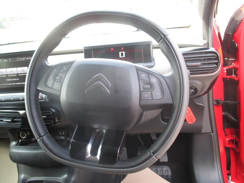 Citroen C4 Cactus 1.2 Puretech 110 Feel Black #32