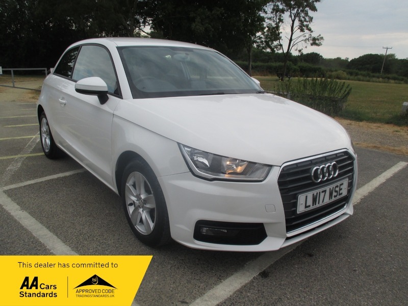 Audi A1 Tfsi Se White