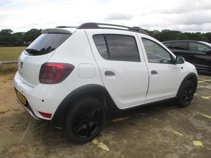 Dacia Sandero Stepway Essential Tce White #6