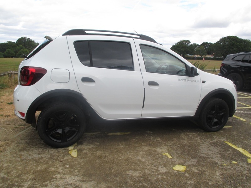 Dacia Sandero Stepway Essential Tce White #5