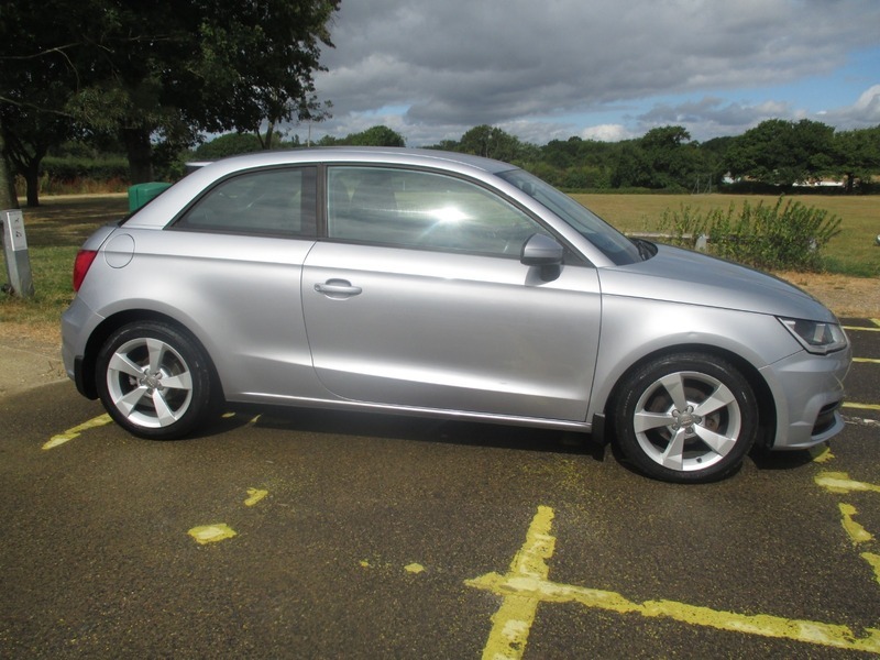 Audi A1 Tfsi Sport Silver #3