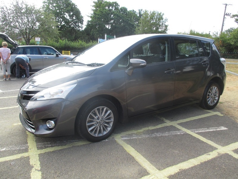 Toyota Verso 1.6 D-4d Icon #16