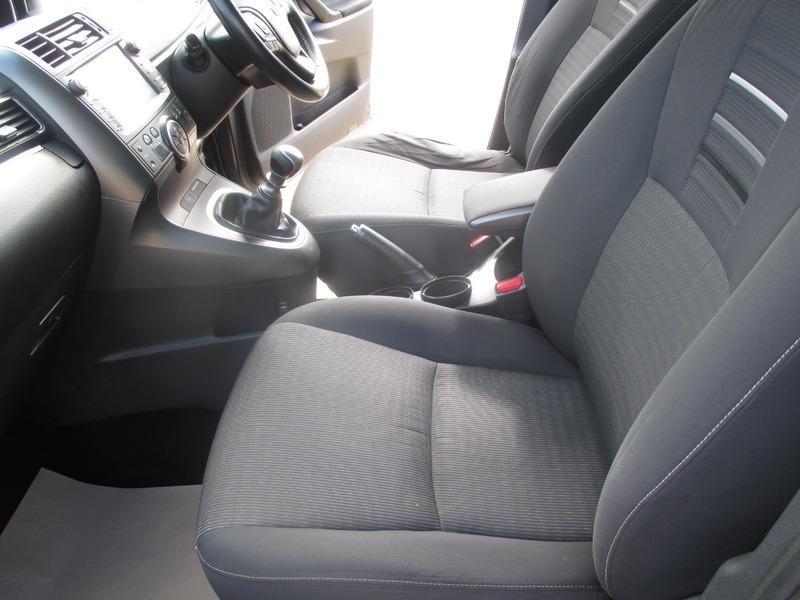 Toyota Verso 1.6 D-4d Icon #32