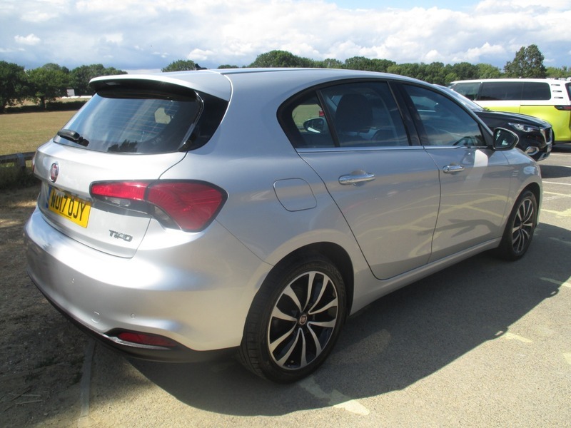 Fiat Tipo Multijet Lounge Silver #6