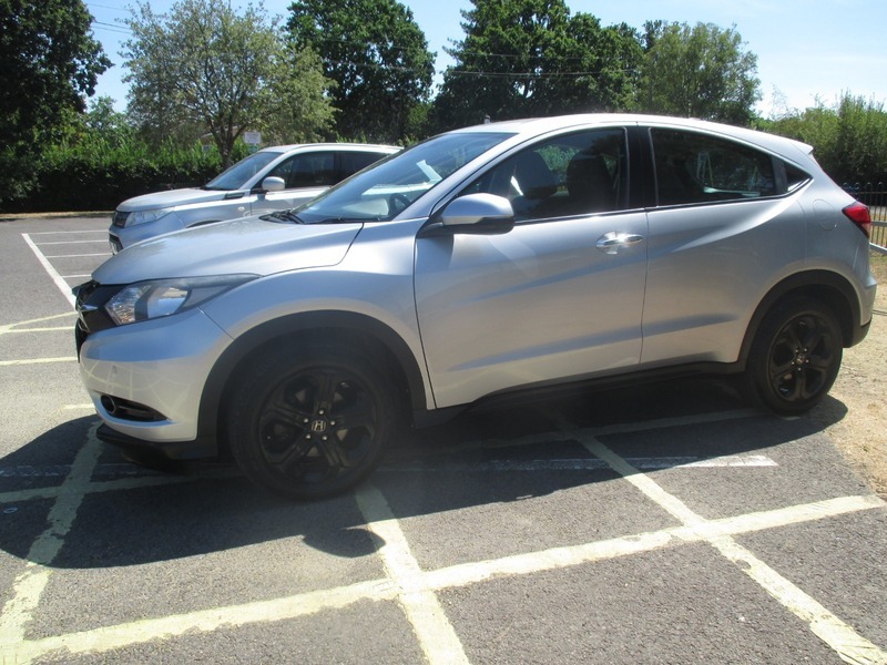 Honda Hr-V 1.5 I-vtec Ex Cvt Black #15