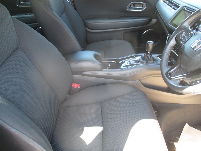 Honda Hr-V 1.5 I-vtec Ex Cvt Black #21