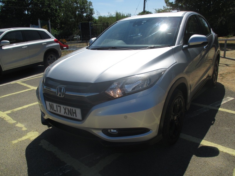 Honda Hr-V 1.5 I-vtec Ex Cvt Black #17