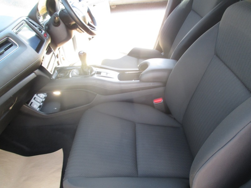 Honda Hr-V 1.5 I-vtec Ex Cvt Black #31